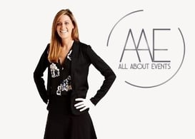 Sarah-Zaun-blog-portrait-shot-logo